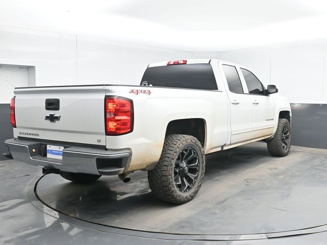 Used 2018 White Chevrolet LT image 10