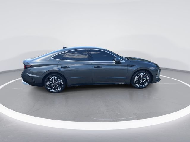 Used 2026 Gray Hyundai SEL Sport image 9