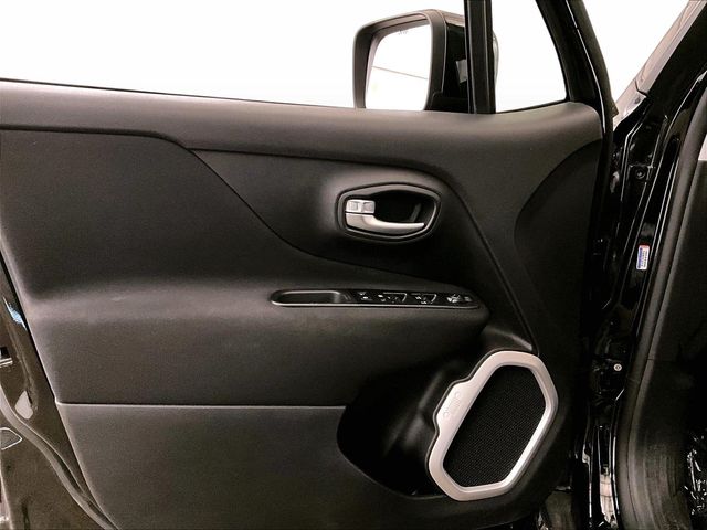 2020 Jeep Renegade Latitude Black at South Hills Kia