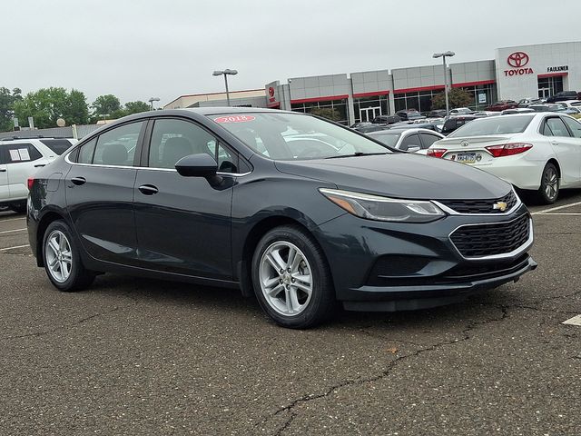 Gray (Graphite Metallic) 2018 Chevrolet Cruze Sedan Front-Wheel Drive 6-Speed Automatic