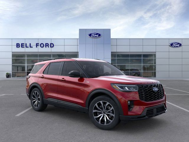 2025 Ford Explorer ST-Line 7