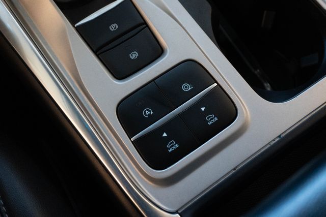 Used 2024 Ford Explorer SUV