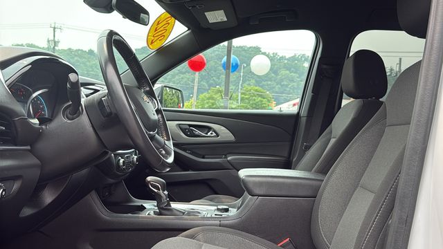 Used 2022 Chevrolet Traverse SUV