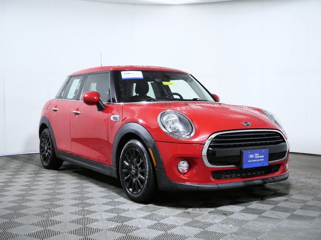 2019 MINI Cooper 4-Door Hatchback FWD