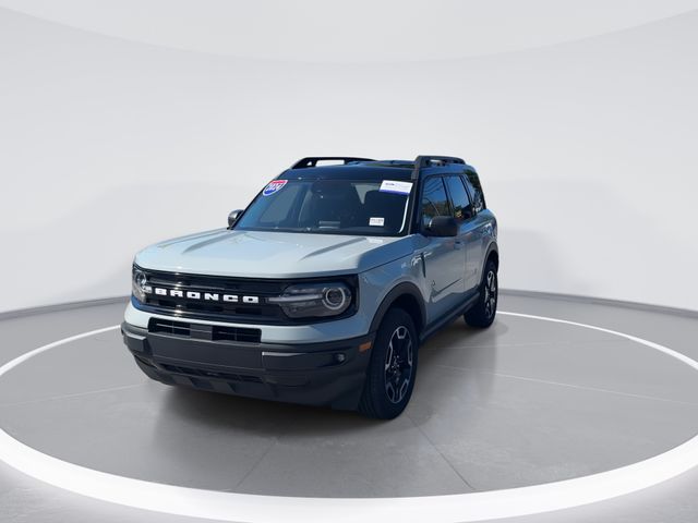 Used 2024 Green Ford Outer Banks image 2