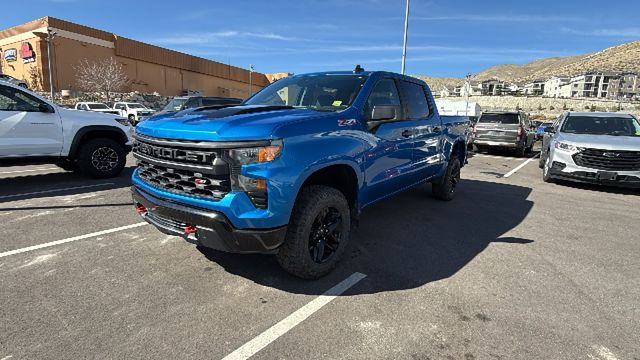 2022 Chevrolet Silverado 1500 Custom Trail Boss Crew Cab 4WD