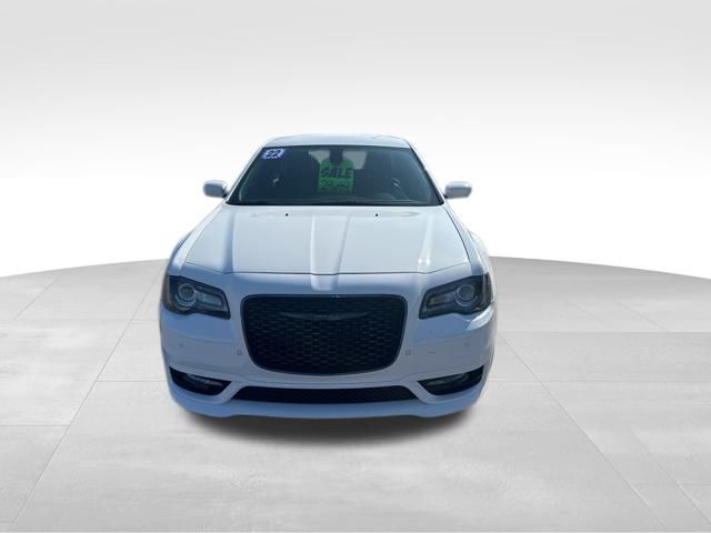 2022 Chrysler 300 Touring 8