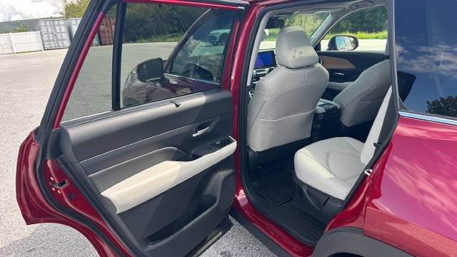 New 2026 Toyota Grand Highlander SUV