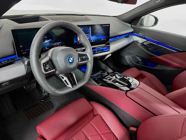 2025 BMW i5 xDrive40 9