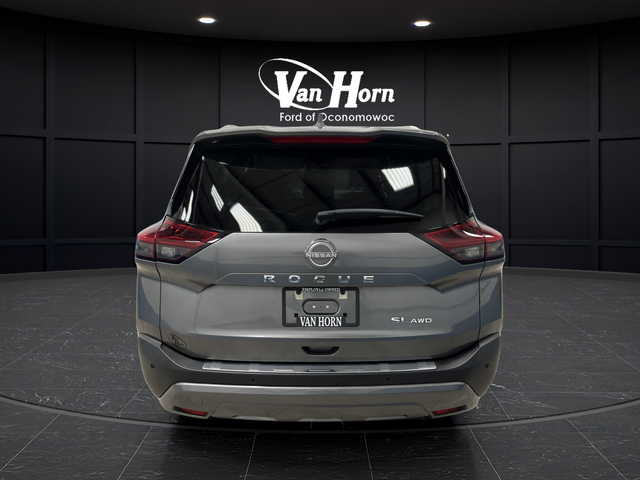 Used 2023 Gun Metallic Nissan SL image 14