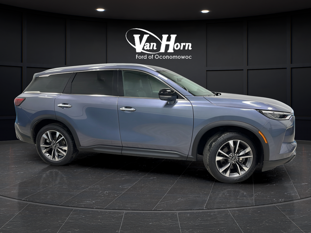 Used 2023 Blue INFINITI LUXE image 8