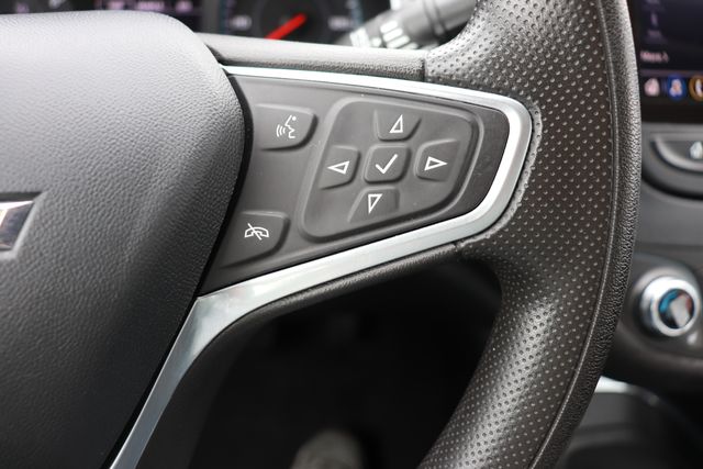 2023 Chevrolet Malibu LT photo