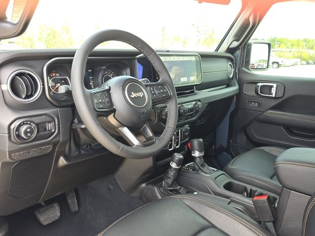 2025 Jeep Gladiator High Tide:168891A