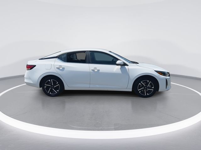 Used 2025 White Nissan SV image 9