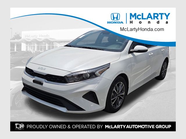2022 Kia Forte LXS FWD