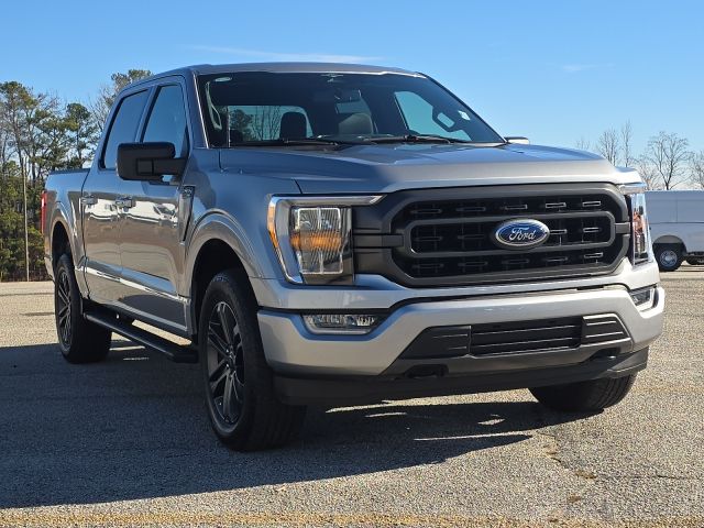 2023 Ford F-150 XLT:B02124