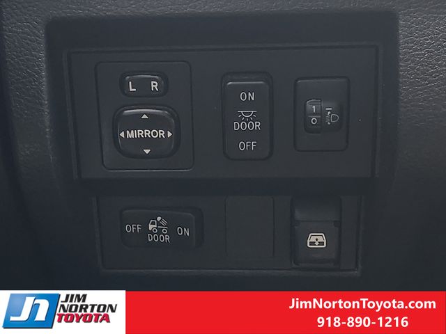 Used 2017 Toyota Tundra Truck