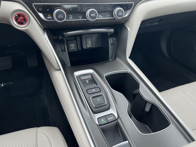Used 2019  Honda Touring 2.0T image 27