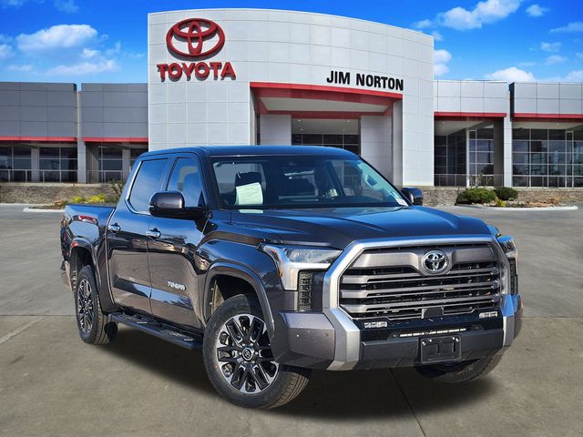 2024 Toyota Tundra Limited's photo