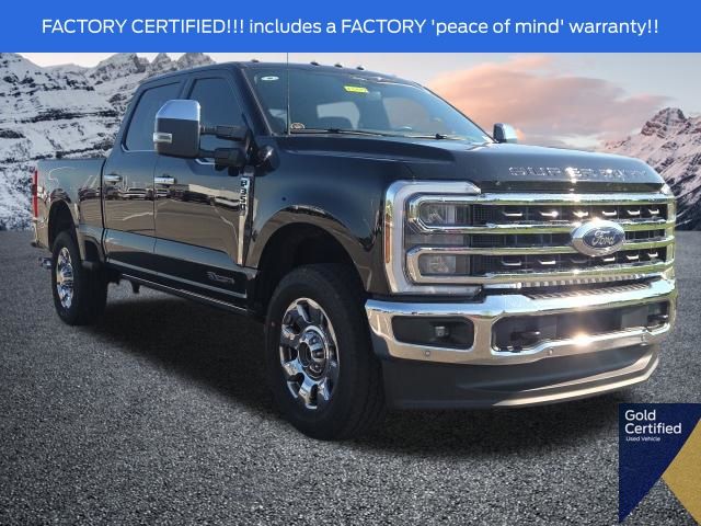 2025 Ford F-350 Super Duty Negro (Black Metallic) Camioneta Todo terreno Automática