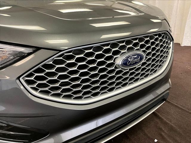 2024 Ford Edge SEL Gray at Bob Ruth Ford