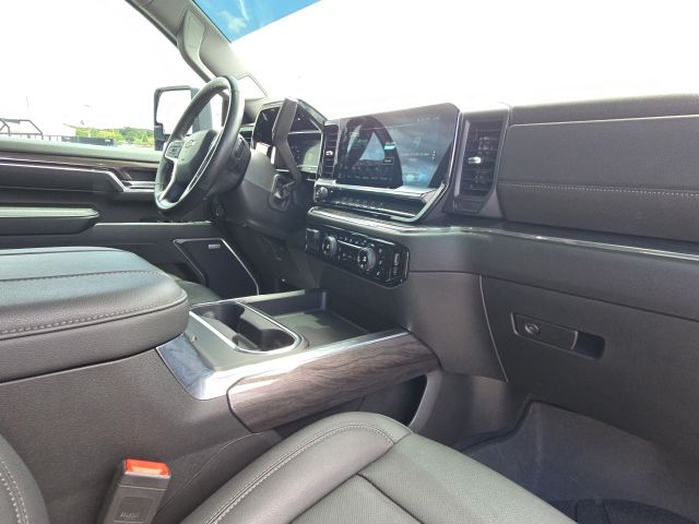 2024 Chevrolet Silverado 3500HD LTZ:46768A