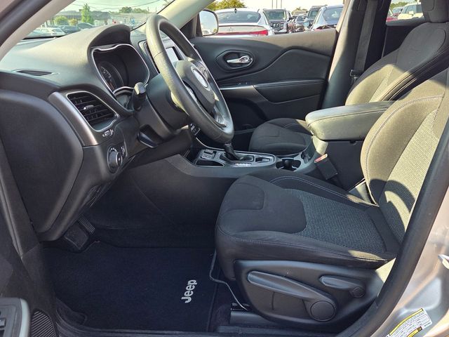 Used 2019 Jeep Cherokee SUV