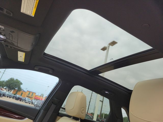 2018 Cadillac XT5 Luxury White at Autostrade