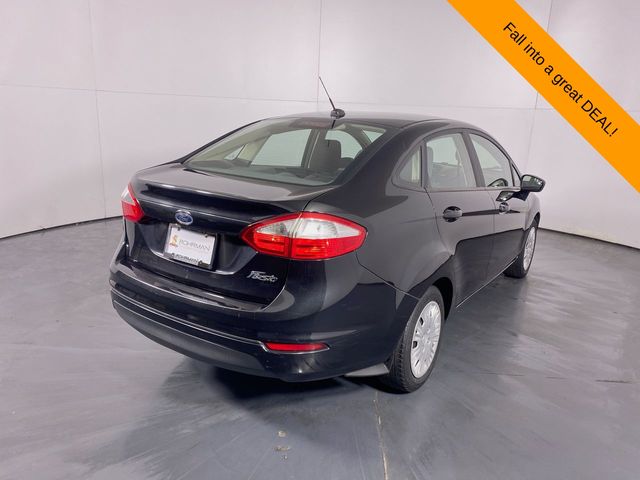 2015 Ford Fiesta S 31