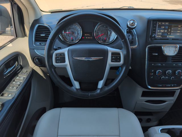 Used 2016 Chrysler Town & Country Van