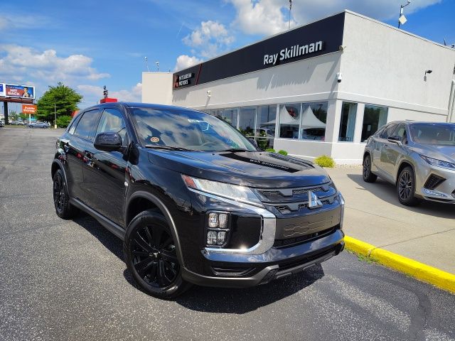 2025 Mitsubishi Outlander Sport LE