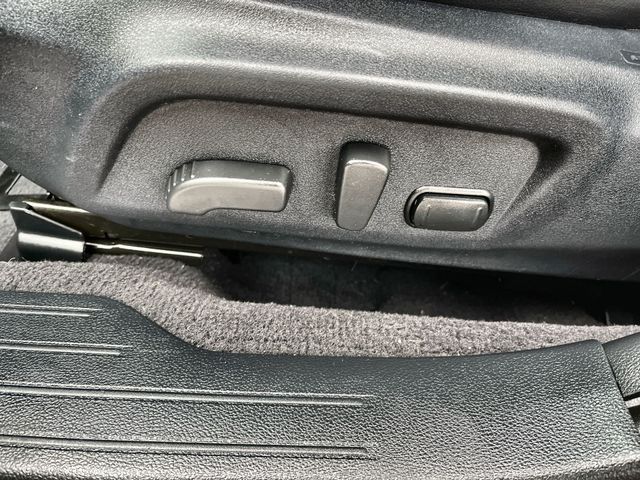 Used 2019 Blue Subaru 2.5i image 15