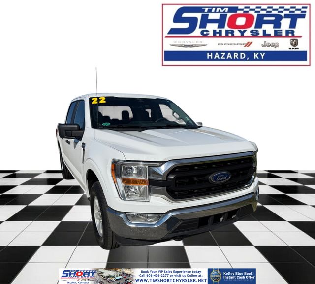 Oxford White 2022 Ford F-150 XLT SuperCrew 4WD Pickup Truck Four-Wheel Drive Automatic