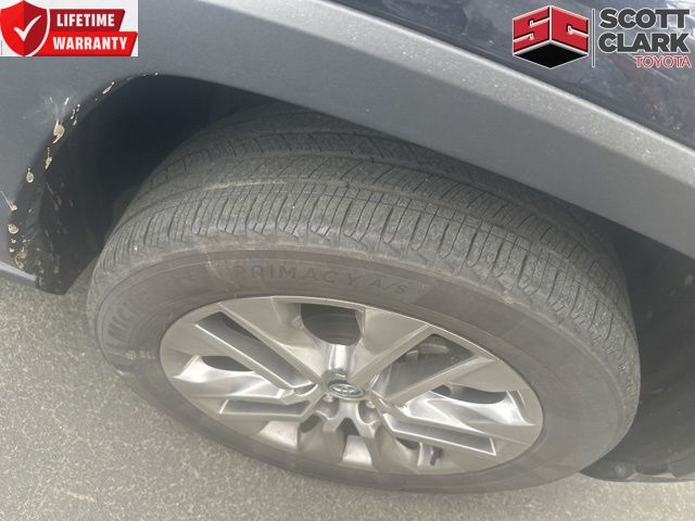 2021 Toyota RAV4 XLE Premium FWD