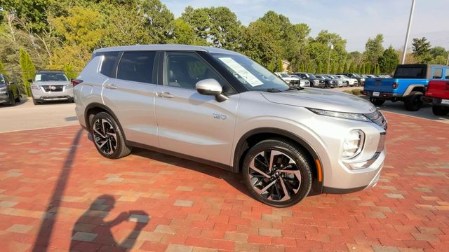 Used 2025 Mitsubishi Outlander PHEV SUV