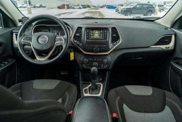 2014 Jeep Cherokee Latitude 12