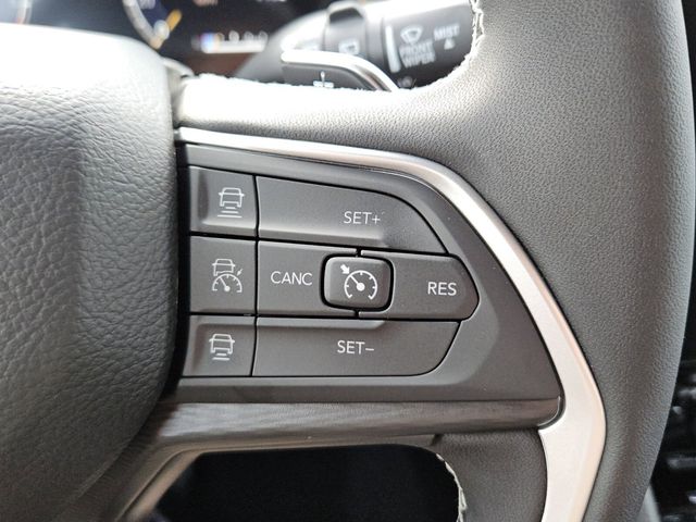 2026 Jeep Grand Cherokee L Laredo 4x4