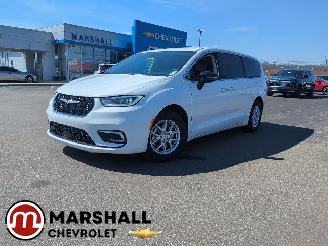 2024 Chrysler Pacifica Touring L FWD