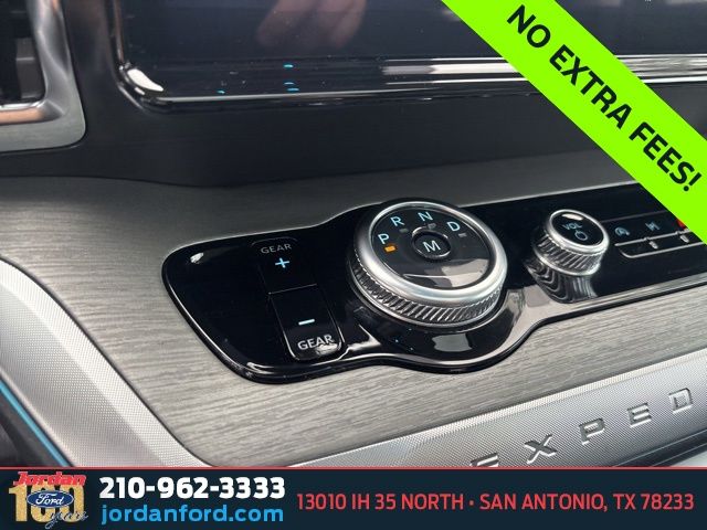 Used Car 2025 Ford Expedition Max  Platinum For Sale Under $70,000 In San Antonio, Texas