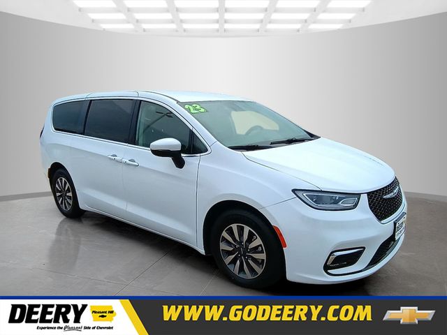 Bright White Clearcoat 2023 Chrysler Pacifica Hybrid Minivan Front-Wheel Drive Continuously Variable Transmission