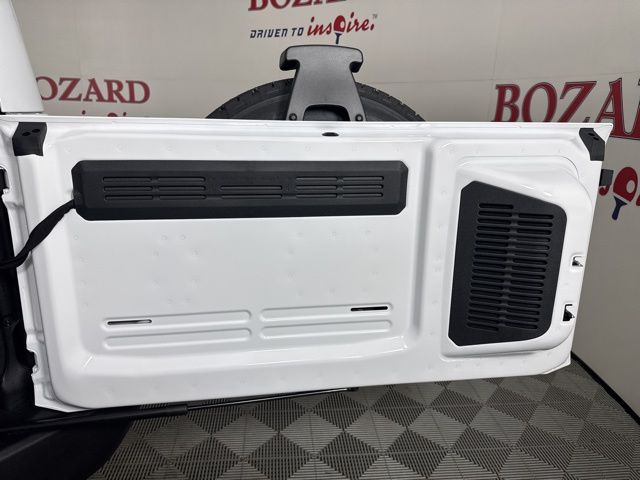 2025 Oxford White Ford Bronco Outer Banks 4X4 SUV