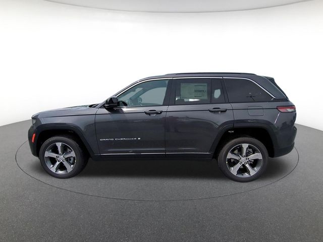 new 2026 Jeep Grand Cherokee car, priced at $43,186