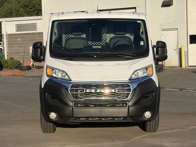 Used 2025 White Ram Base image 7