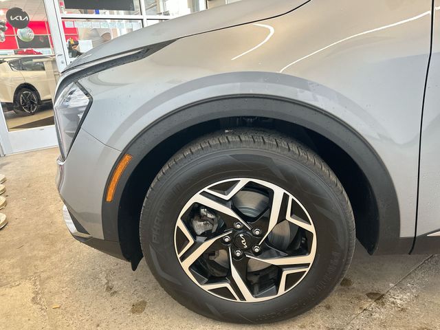 Certified Used 2023 Gray Kia LX image 20