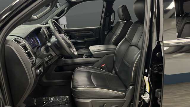 Used 2023 Diamond Black Crystal Pearlcoat Ram Limited image 11