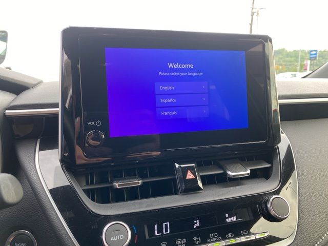 2024 Toyota Corolla Hatchback SE photo