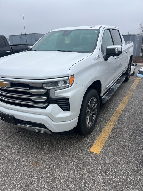 2024 Chevrolet Silverado 1500 High Country Crew Cab 4WD