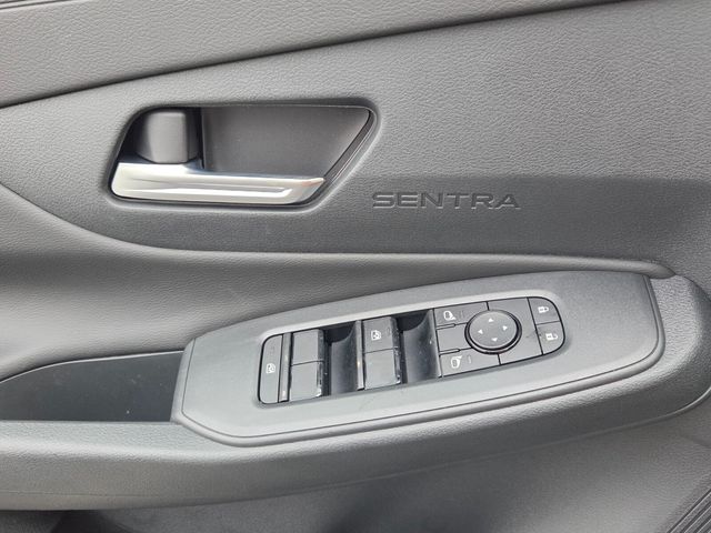 New 2026 Gray Nissan S image 28