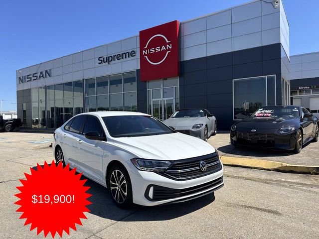 Pure White 2024 Volkswagen Jetta Sport FWD Sedan Front-Wheel Drive 8-Speed Automatic