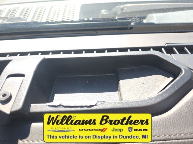 2022 Jeep Wrangler Unlimited Sahara Altitude - Sting-Gray Clearcoat exterior view 19